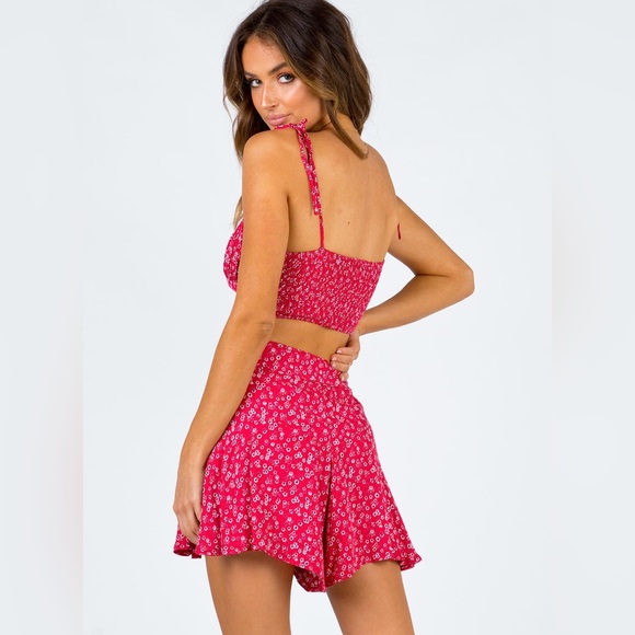 Princess Polly Carly Set in Red Size 2 - Picture 5 of 15